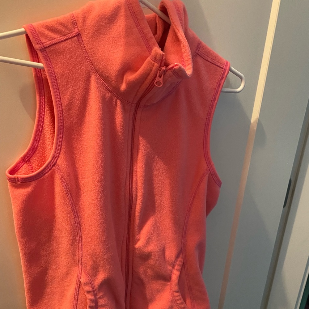 Sz M Hot Pink Fleece Vest